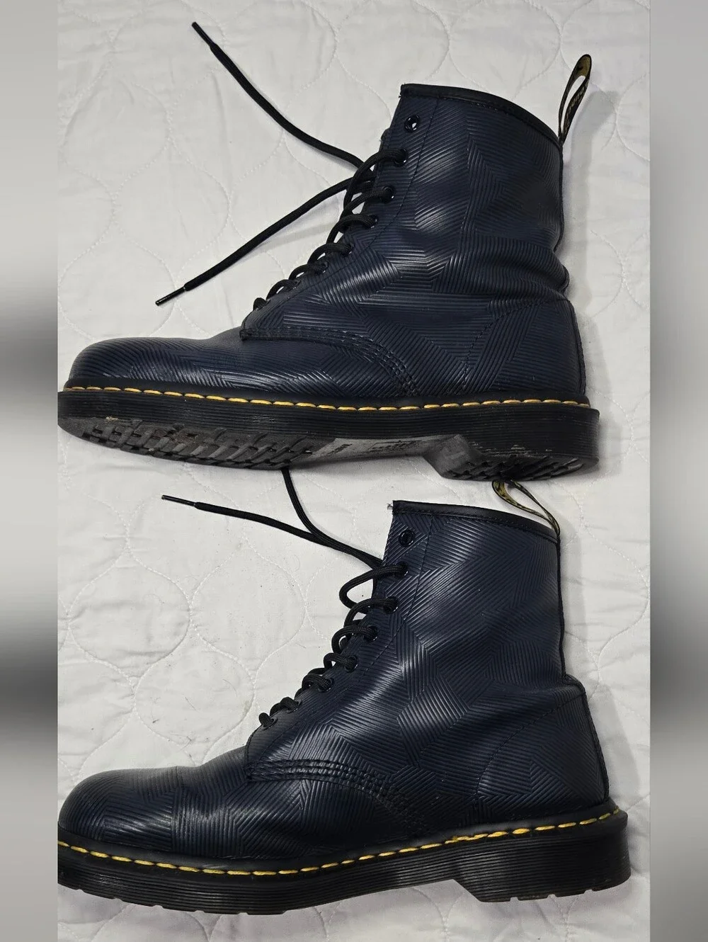 Dr. Martens Men's Dark Blue Lace-Up Leather Boots Size 11 Mens